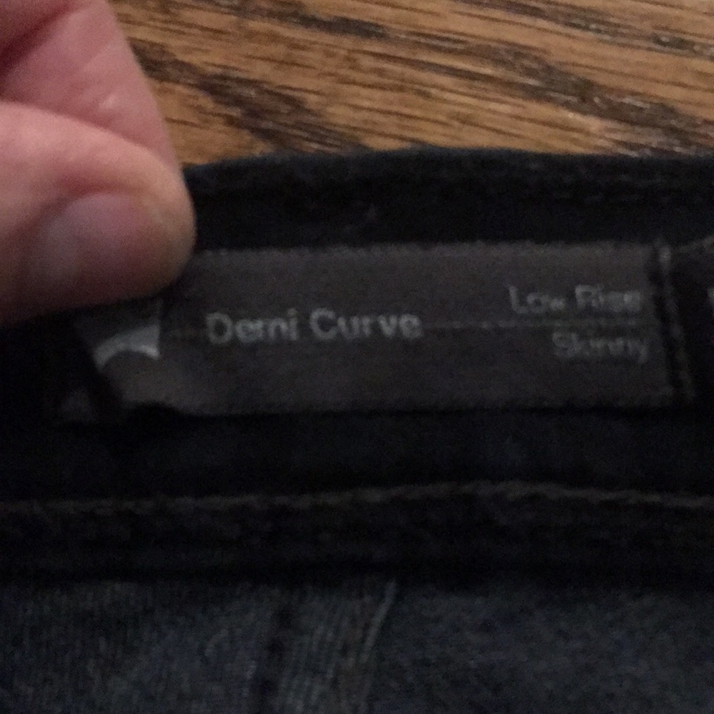 Levi’s Jeans - Picture 2 of 8